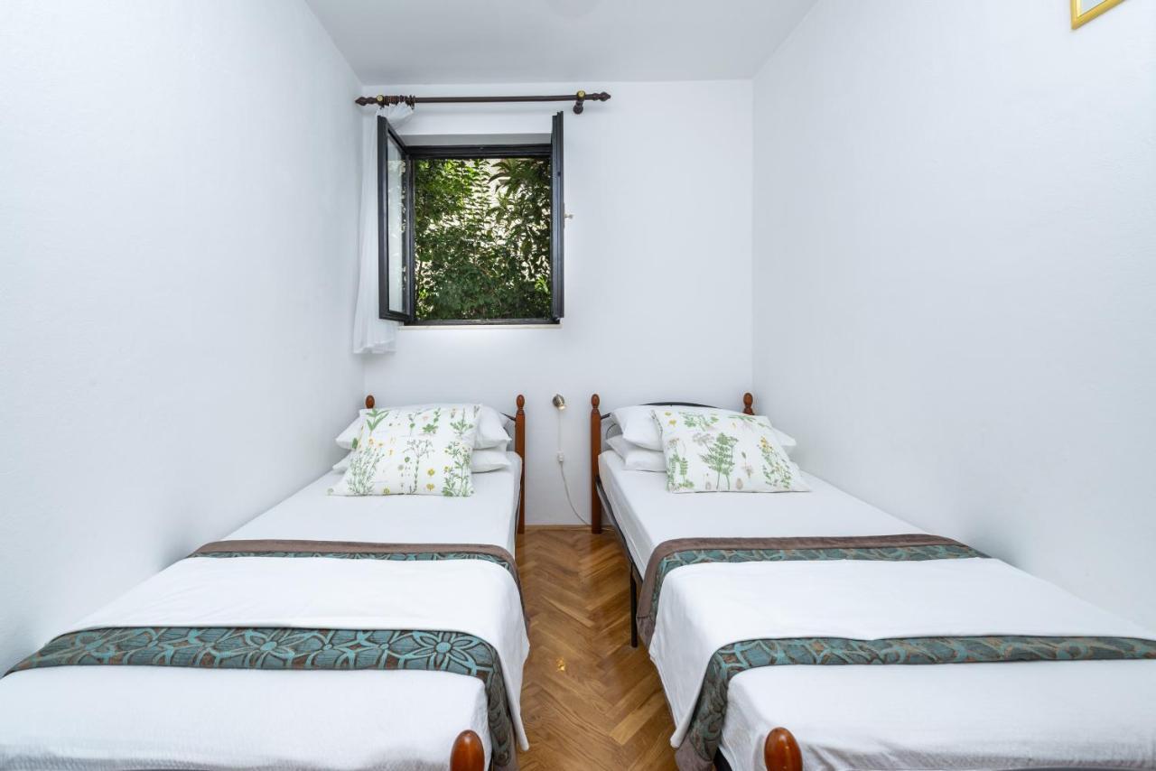 Guest House Riverside Mokosica Luaran gambar